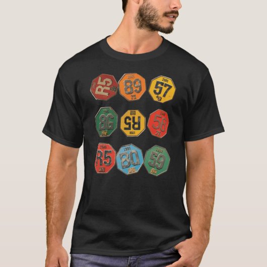レトロ番号バッジコレクション Tシャツ (正面)