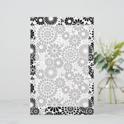 レトロ白黒花文房具 便箋 (スタンド正面)