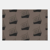 レトロ航海のブラウンと黒船帆船 ラッピングペーパーシート (正面)