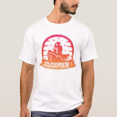 レトロ船長と船と帆船のデザイン Tシャツ (正面)