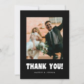 レトロ調タイポグラフィーデザインの黒い結婚式の写真 サンキューカード (正面)
