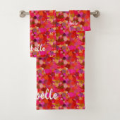 レトロ赤とピンクの円のパターン バスタオルセット (インサイチュ)