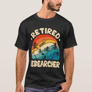 レトロ退職した研究者ヴィンテージ退職作業 Tシャツ