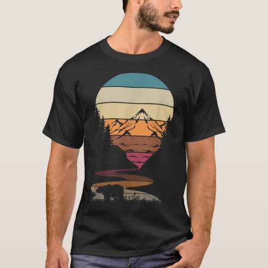 レトロ野生動物クマのハイキングツリーズマウンテン Tシャツ (正面)