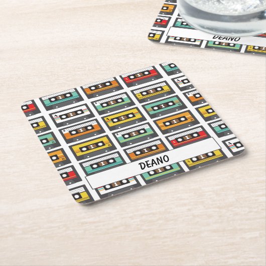 レトロ音楽カセットテープDJおよびミュージシャン スクエアペーパーコースター (アングル)