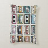 レトロ音楽カセット:懐かしいアイコン アクセントクッション (裏面(縦))