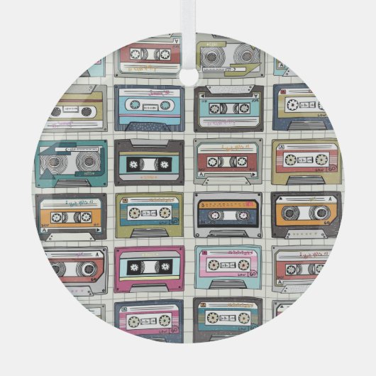 レトロ音楽カセット：懐かしいアイコン ガラスオーナメント (正面)