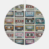 レトロ音楽カセット：懐かしいアイコン ガラスオーナメント (裏面)