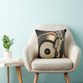 レトロ音楽ヴィンテージのマイクロフォンおよびレコード クッション (椅子)