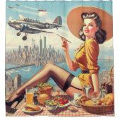 レトロ飛行機のピンアップイラストレーション シャワーカーテン (正面)