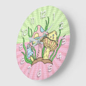 レトロ魔法マッシュルームピンクと黄色 ラージ壁時計 (傾斜)