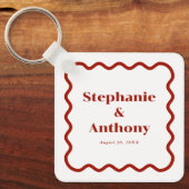 レトロ1950s波状縁ダークレッド結婚ズ キーホルダー (正面)