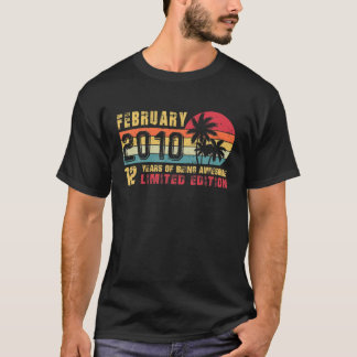 レトロ2010年2月12年旧限定版1 Tシャツ