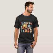 レトロ4年生Vibes 4年生チーム1日目 Tシャツ (正面フル)