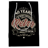 レトロ40年素晴らしワードアート誕生日 ミディアムペーパーバッグ (正面)