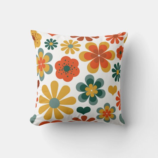 レトロ70のカラフルフローラとハートモチーフ クッション (正面)