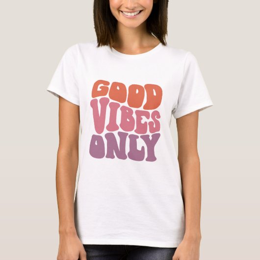 レトロ70のGood Vibes Only Women's Basic Tシャツ (正面)