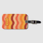 レトロ70年代の溝状抽象芸術波オレンジと黄色 ラゲッジタグ (正面横)