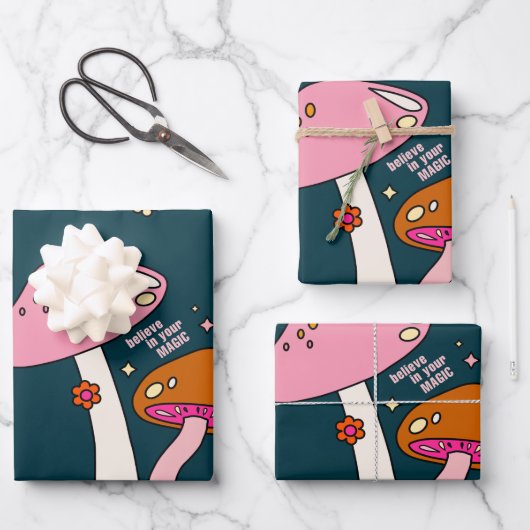 レトロ70年代キノコと花ネイビーブルー ラッピングペーパーシート (正面)