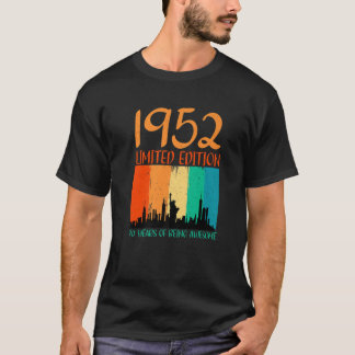 レトロ70誕生日T S 1952 70年の畏敬 Tシャツ