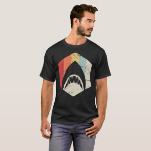 レトロ70sのホホジロザメアイコン tシャツ