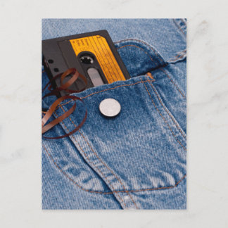 レトロ80のデザイン – オーディオカセットテープ ポストカード