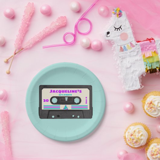 レトロ80代パープルミックステープ30歳の誕生日パーティー ペーパープレート (パーティー)