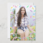 レトロ80年代のピンクのネオン卒業ハットフォト招待 招待状 (裏面)