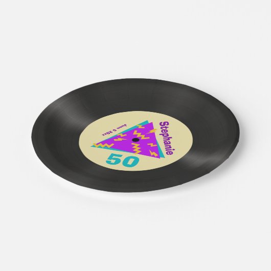 レトロ80年代をテーマにした50歳の誕生日パーティーフェイク記録 ペーパープレート (アングル)