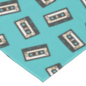レトロ80年代カセットテープ音楽誕生会 テーブルクロス (アングル)