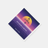 レトロ80sネオンパープルシントウェーブサンセット結婚ズ スタンダードカクテルナプキン (角)