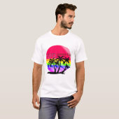 「レトロ80s夏のVibe Tシャツ – Rainbow Palm Suns (正面フル)