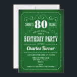 レトロ80thバースデーパーティー – グリーンホワイト 招待状<br><div class="desc">緑と白で80th誕生日パーティーの招待。成人誕生日の招男性へ待または女性。機能レトロタイポグラフィスクリプトフォント。応援80年！エレガント招待状カードはマイルストーンの日スタイリッシュお祝いに最適。</div>