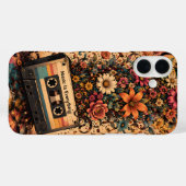 レトロ・カセットとワイルドフラワー | ビンテージ音楽愛好家 Case-Mate iPhoneケース (裏面 (横))