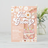 レトロ グルーヴィー 2歳の誕生日おめでとう 招待状 (スタンド正面)