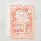 レトロ グルーヴィー 7歳の誕生日招待状 招待状 (正面)