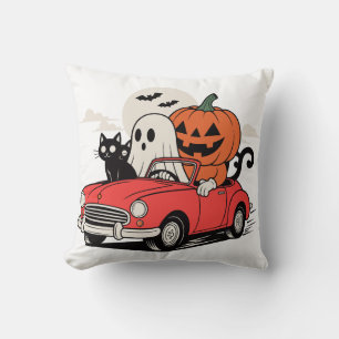 レトロ・ハロウィンの幽霊が赤い車を運転する クッション