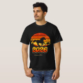 レトロ ビンテージ 馬 夕焼け 2026 Tシャツ (正面フル)