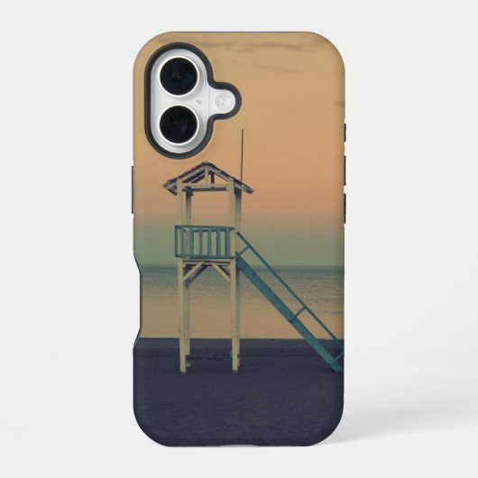レトロ ビーチ 救命艇 見張り台 夕焼け iPhone 16ケース (裏面)