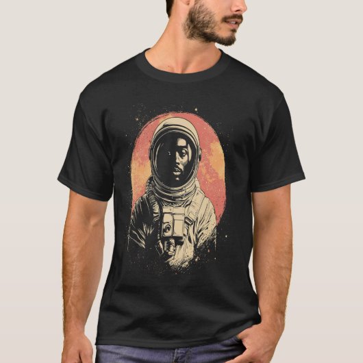 レトロ ブラックマン 宇宙飛行士 宇宙探査 スーツ Tシャツ (正面)