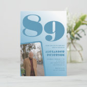 レトロ ブルーグラデーション 写真 男性 89歳の誕生日 招待状 (スタンド正面)