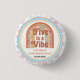 レトロ・レインボー・FIVE+is+a+Vibe グルービーな5歳の誕生日 缶バッジ