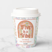 レトロ・レインボー・FIVE is a Vibe グルービー5歳の誕生日 紙コップ (正面)