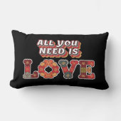 レトロ「愛が必要だ」 ランバークッション (正面)
