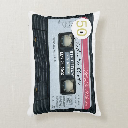レトロCオーディオテープカセット50誕生日A枕 アクセントクッション (正面(垂直))