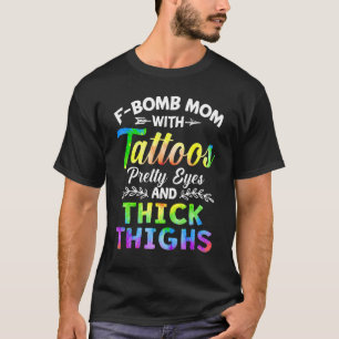 レトロF爆弾ママとタトゥーの目かわいらしとゴシック Tシャツ