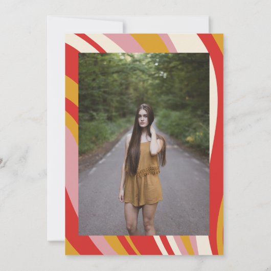 レトロGroovyアイボリーレッド70s卒業パーティーの写真 招待状 (裏面)