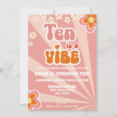 レトロGroovy 10番目の誕生日招待状テンプレート 招待状 (正面)