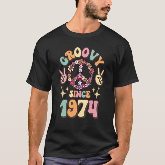 レトロGroovy 1974年以来ヴィンテージ誕生日70s 80s P Tシャツ (正面)