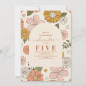 レトロGroovy 70をテーマにしたミュートされたトーン子供の誕生日 招待状 (正面)